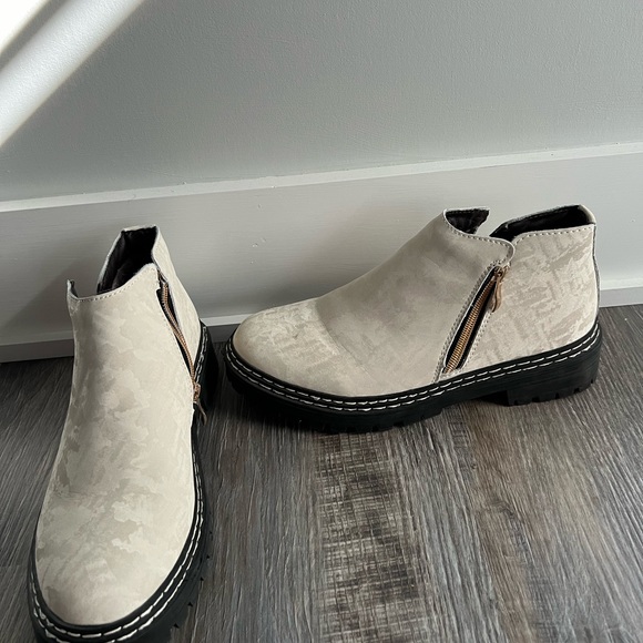 Booties - Picture 2 of 4